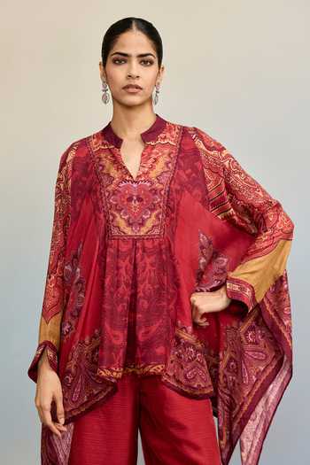 Ritu Kumar Maroon Silk, Viscose, Bemberg Split V-neck Qala Kaftan And Palazzo Co-ord Set at Aza Fashions Ritu Kumar_Maroon Silk, Viscose, Bemberg Split V-neck Qala Kaftan And Palazzo Co-ord Set _at_Aza_Fashions