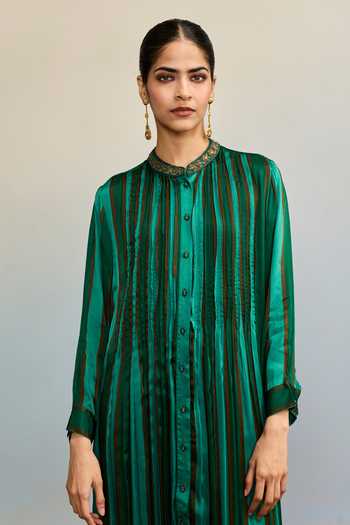 Shop Ritu Kumar Green Satin Mandarin Collar Blush Striped Kurta Online at Aza Fashions Shop_Ritu Kumar_Green Satin Mandarin Collar Blush Striped Kurta _Online_at_Aza_Fashions