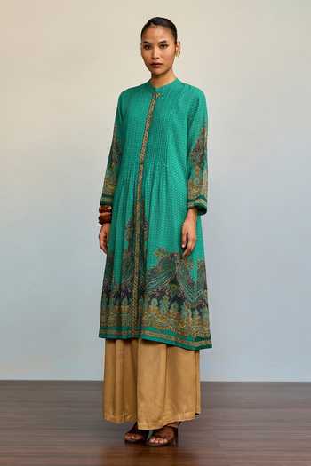 Ritu Kumar Green Georgette, Viscose, Cotton Mandarin Collar Vandana Printed Kurta Online at Aza Fashions Ritu Kumar_Green Georgette, Viscose, Cotton Mandarin Collar Vandana Printed Kurta _Online_at_Aza_Fashions