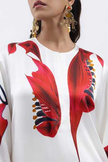 Shop AK-OK Ivory Silk Round Neck, Yes Printed Straight Kurta And Trouser Set Online at Aza Fashions Shop_AK-OK_Ivory Silk Round Neck, Yes Printed Straight Kurta And Trouser Set _Online_at_Aza_Fashions
