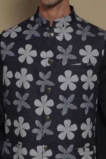 Buy Lacquer Embassy Beige Cotton, Viscose, Rayon The Dastoor Bundi And Kurta Set Buy_Lacquer Embassy_Beige Cotton, Viscose, Rayon The Dastoor Bundi And Kurta Set