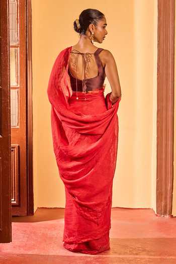 Dressfolk Scallop Bordered Saree With Unstitched Blouse Piece 