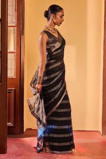 Buy Dressfolk Black Linen Handwoven Striped Saree With Unstitched Blouse Online at Aza Fashions Buy_Dressfolk_Black Linen Handwoven Striped Saree With Unstitched Blouse _Online_at_Aza_Fashions
