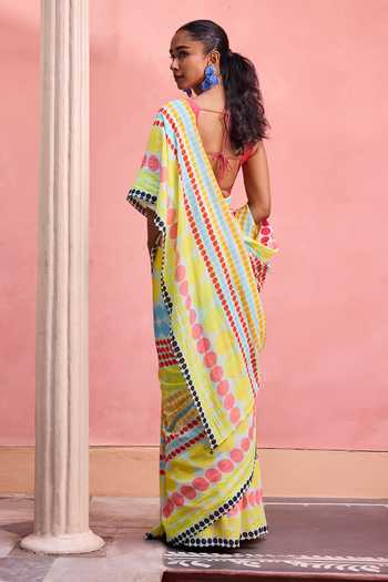Dressfolk Multi Color Cotton Scoop Neck Printed Saree With Unstitched Blouse at Aza Fashions Dressfolk_Multi Color Cotton Scoop Neck Printed Saree With Unstitched Blouse _at_Aza_Fashions