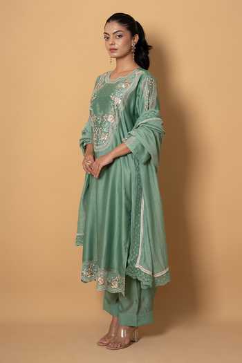 Kameez Green Chanderi, Cotton Round Neck, Yes Mint Blossom Embroidered Kurta Set Online at Aza Fashions Kameez_Green Chanderi, Cotton Round Neck, Yes Mint Blossom Embroidered Kurta Set _Online_at_Aza_Fashions