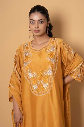 Kameez Orange Chanderi, Cotton Round Neck Embroidered Kurta Set at Aza Fashions Kameez_Orange Chanderi, Cotton Round Neck Embroidered Kurta Set _at_Aza_Fashions