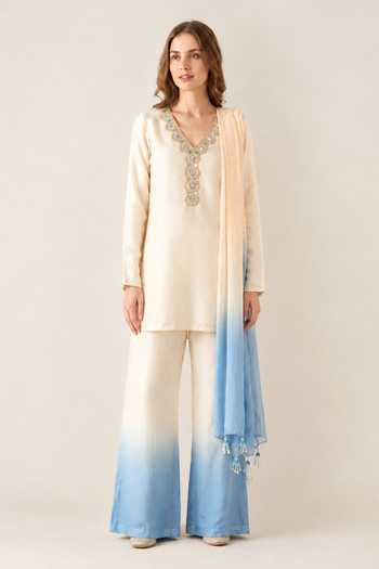 Label Flamingo By Vrinda Neckline Embroidered Kurta Set 