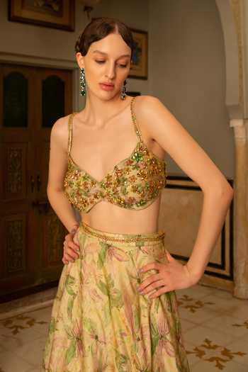 Névoh Green Jacquard, Tissue Sweetheart Neck Water Floral Print Lehenga Set Online at Aza Fashions Névoh_Green Jacquard, Tissue Sweetheart Neck Water Floral Print Lehenga Set _Online_at_Aza_Fashions