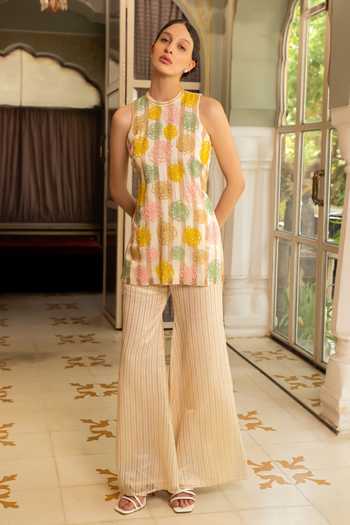 Névoh Striped Embroidered Kurta & Pant Set 