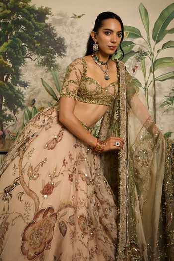 Shop Mahima Mahajan Beige Silk Organza Sweetheart Neck Saachi Printed Embroidered Lehenga Set Online at Aza Fashions Shop_Mahima Mahajan_Beige Silk Organza Sweetheart Neck Saachi Printed Embroidered Lehenga Set _Online_at_Aza_Fashions