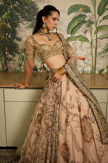 Mahima Mahajan Beige Silk Organza Sweetheart Neck Saachi Printed Embroidered Lehenga Set at Aza Fashions Mahima Mahajan_Beige Silk Organza Sweetheart Neck Saachi Printed Embroidered Lehenga Set _at_Aza_Fashions