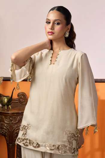 Buy_Arje India_Beige Silk, Cotton Split V-neck Handwork Kurta And Salwar Set 