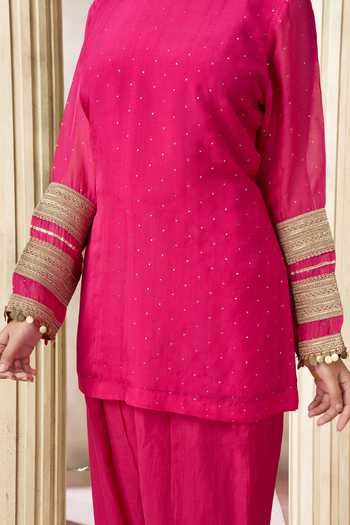 Arje India_Fuchsia Silk, Cotton Round Neck Kurta And Salwar Set _at_Aza_Fashions
