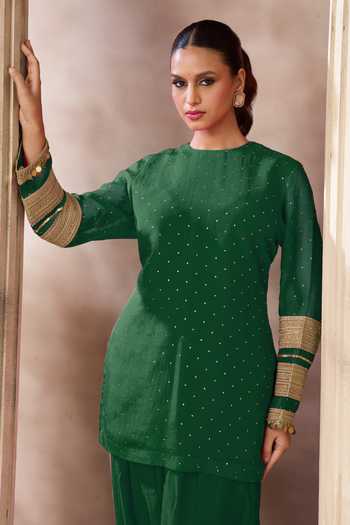 Buy Arje India Green Silk, Cotton Round Neck Straight Kurta And Salwar Set Online at Aza Fashions Buy_Arje India_Green Silk, Cotton Round Neck Straight Kurta And Salwar Set _Online_at_Aza_Fashions