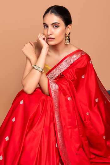 Devissha Red Silk Banarasi Woven Saree Online at Aza Fashions Devissha_Red Silk Banarasi Woven Saree _Online_at_Aza_Fashions