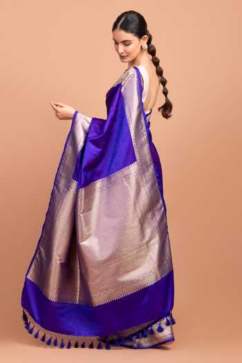 Devissha Geometric Woven Saree