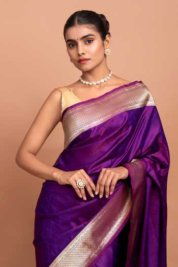 Devissha Purple Silk Zari Thread Woven Saree Online at Aza Fashions Devissha_Purple Silk Zari Thread Woven Saree _Online_at_Aza_Fashions