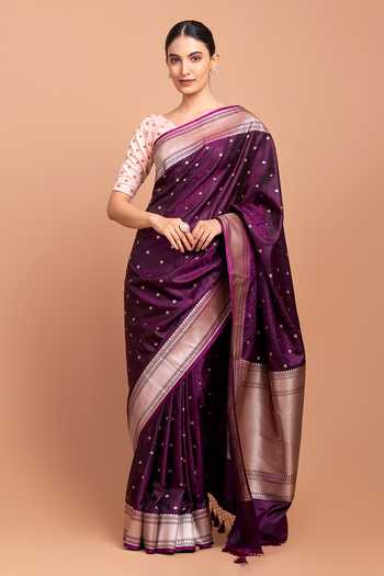 Devissha Floral Banarasi Silk Woven Saree 