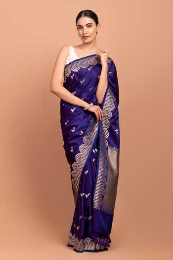 Devissha Leaf Woven Saree 