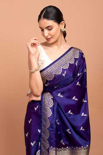 Devissha Purple Silk Leaf Woven Saree Online at Aza Fashions Devissha_Purple Silk Leaf Woven Saree _Online_at_Aza_Fashions