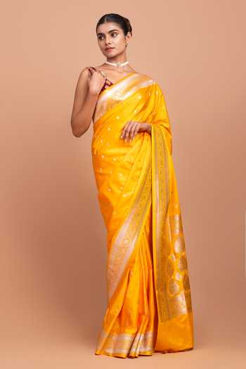 Devissha Flower Woven Saree