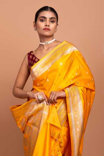 Devissha Yellow Silk Flower Woven Saree Online at Aza Fashions Devissha_Yellow Silk Flower Woven Saree _Online_at_Aza_Fashions