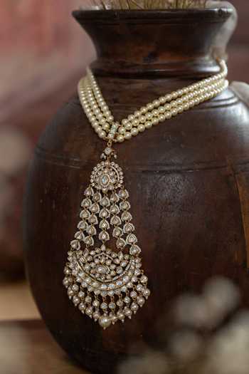 Buy_Paisley Pop_Gold Plated Pearl Strand Polki Necklace _Online_at_Aza_Fashions