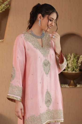 Shop Roohbyridhimaa Pink Silk, Organza, Viscose Split V-neck Powder Gulmarg Kurta Flared Pant Set Online at Aza Fashions Shop_Roohbyridhimaa_Pink Silk, Organza, Viscose Split V-neck Powder Gulmarg Kurta Flared Pant Set _Online_at_Aza_Fashions