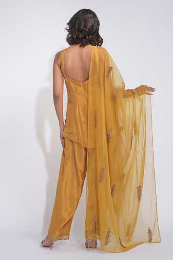 Shruti S Embroidered Kurta Set 