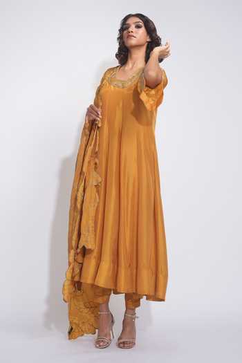 Shruti S_Orange Silk, Organza V-neck Placement Embroidered Anarkali Set _Online_at_Aza_Fashions