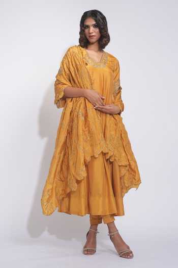 Shruti S_Orange Silk, Organza V-neck Placement Embroidered Anarkali Set _at_Aza_Fashions