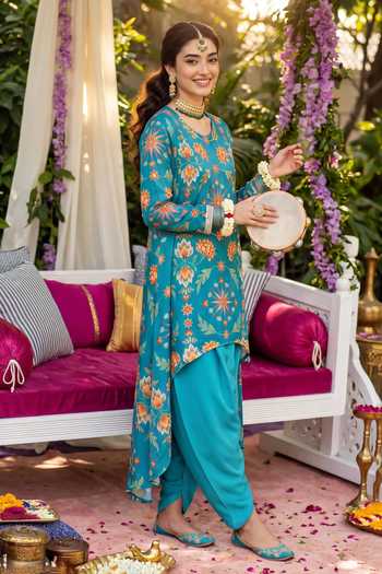 Seams Pret And Couture Blue Georgette Round Neck, Yes Nargis Printed Kurta And Dhoti Pant Set at Aza Fashions Seams Pret And Couture_Blue Georgette Round Neck, Yes Nargis Printed Kurta And Dhoti Pant Set _at_Aza_Fashions