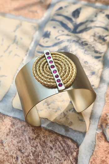 Buy_Suhani Pittie_Gold Plated Caesar Coil Spiral Cuff Bracelet _Online_at_Aza_Fashions