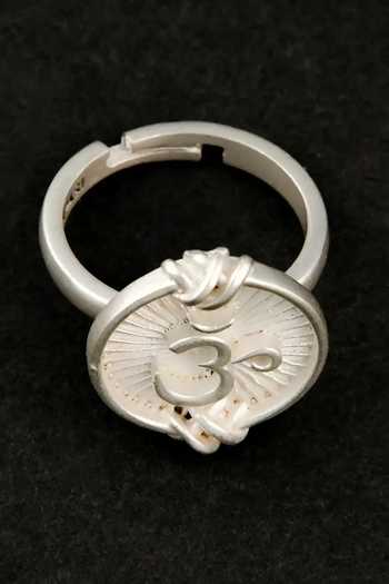 Totapari Sacred Om Ring 