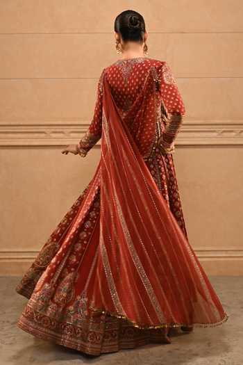 Tarun Tahiliani Red Georgette Round Neck Kashida Flared Anarkali Set Online at Aza Fashions Tarun Tahiliani_Red Georgette Round Neck Kashida Flared Anarkali Set _Online_at_Aza_Fashions