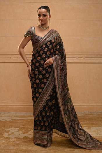 Tarun Tahiliani Kashida Embroidered Saree With Blouse