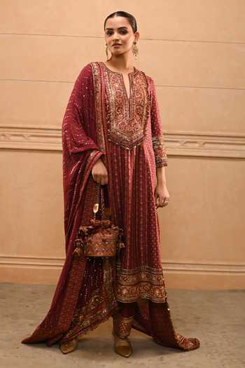 Tarun Tahiliani Zubeda Embroidered Kurta Set