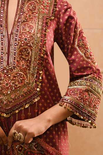 Buy_Tarun Tahiliani_Maroon Georgette, Mukaish, Silk, Dupion Split Zubeda Embroidered Kurta Set _Online_at_Aza_Fashions