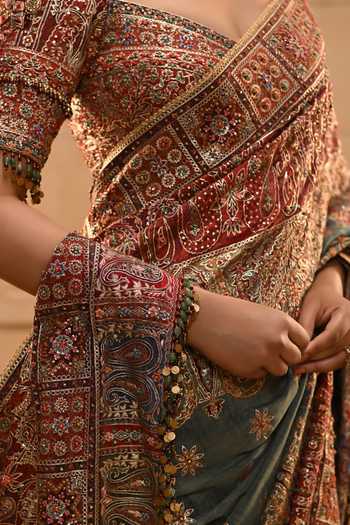 Tarun Tahiliani_Maroon Tulle, Brocade Sweetheart Neck Kashida Embroidered Saree With Blouse _Online_at_Aza_Fashions