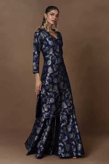 Vishwa By Pinki Sinha_Blue Silk, Organza V-neck, Yes Woven Kurta Gharara Set _Online_at_Aza_Fashions