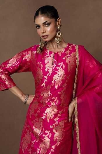 Buy_Vishwa By Pinki Sinha_Pink Silk, Organza Round Neck, Yes Woven Kurta Gharara Set 
