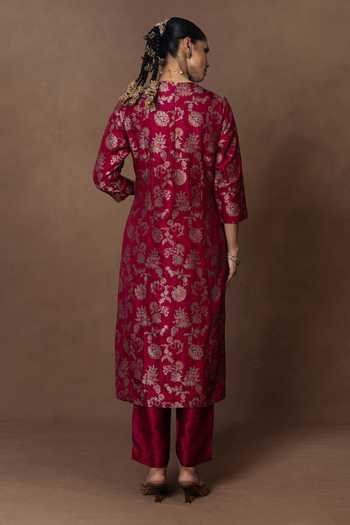 Vishwa By Pinki Sinha Meenakari Kurta & Pant Set