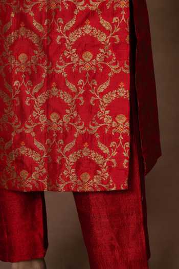 Vishwa By Pinki Sinha_Red Silk Round Neck, Yes Banarasi Jaal Kurta And Set _at_Aza_Fashions