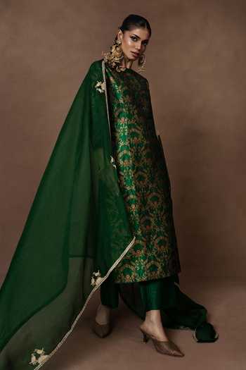 Vishwa By Pinki Sinha Banarasi Jaal Silk Kurta & Pant Set