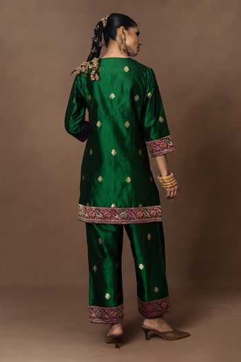 Vishwa By Pinki Sinha Silk Woven Kurta Pant Set