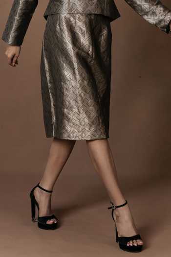 Vishwa By Pinki Sinha_Silver Silk Collared Neck Brocade Waistcoat With Pencil Skirt _Online_at_Aza_Fashions