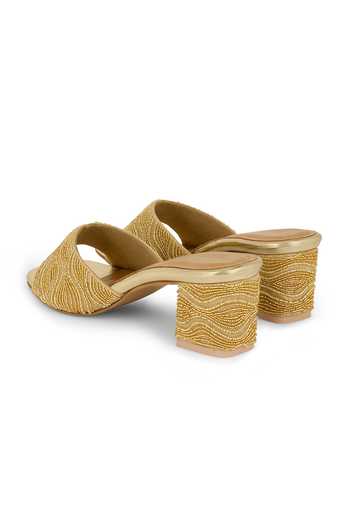 Shop Anaar Gold Wingwoman Blended Woven Heels Shop_Anaar_Gold Wingwoman Blended Woven Heels