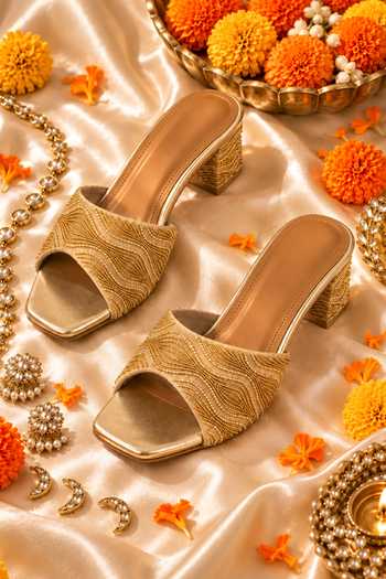 Anaar Wingwoman Blended Woven Heels
