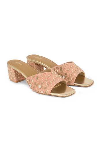 Anaar Pink Party Royalty Embroidered Checkered Heels at Aza Fashions Anaar_Pink Party Royalty Embroidered Checkered Heels _at_Aza_Fashions