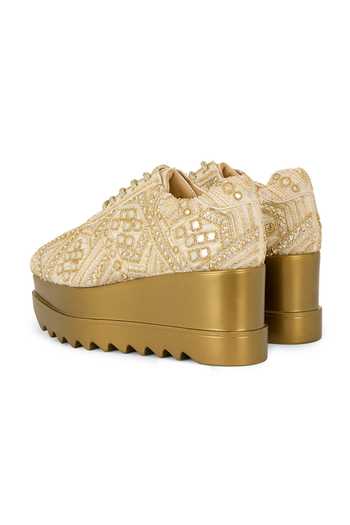 Anaar Gold Band Baja Bling Chiffon Sneakers at Aza Fashions Anaar_Gold Band Baja Bling Chiffon Sneakers _at_Aza_Fashions